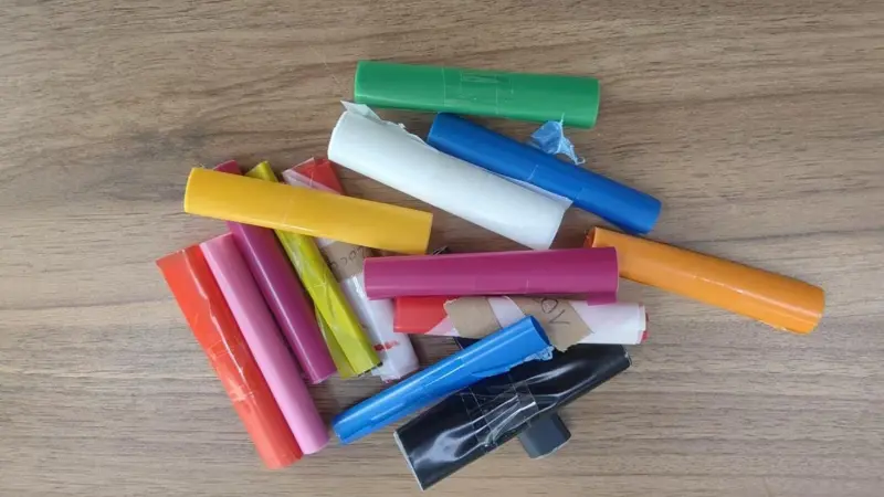 Cum să îndepărtezi petele de bandă?